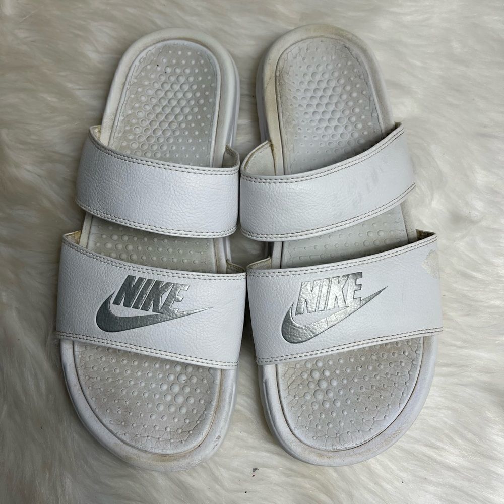Nike Benassi Duo ultra slides white and silver logo sandals size 10